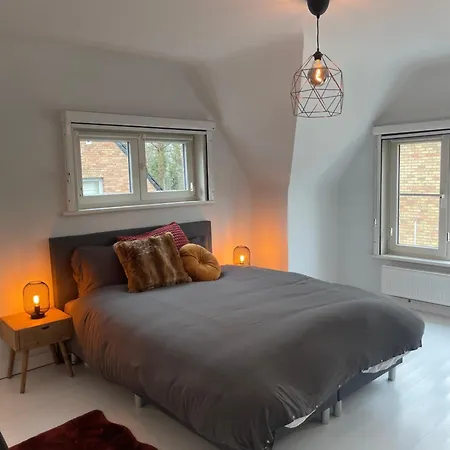 Semesterbostad Grote Vakantiewoning Nabij Brugge!